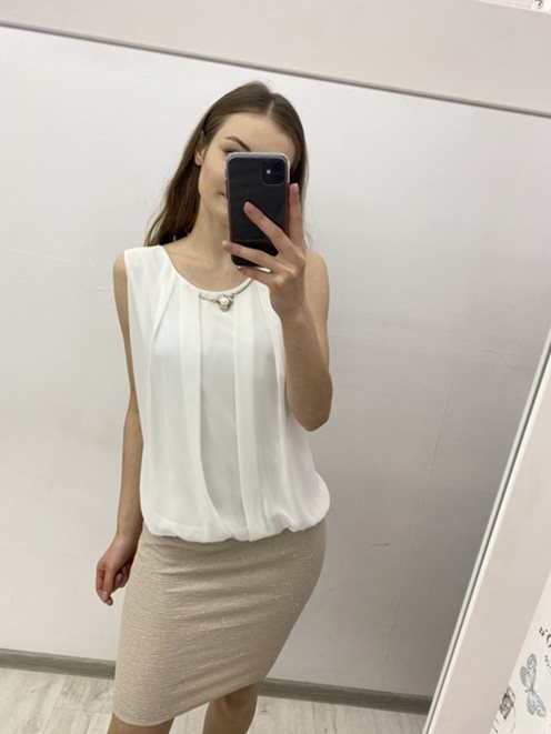 Sukienka z luźną górą kryształ beż