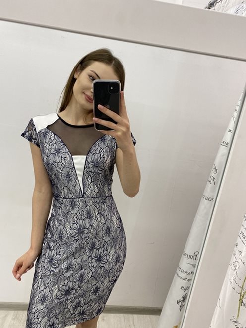 Sukienka prosta kwiatowa koronka granat