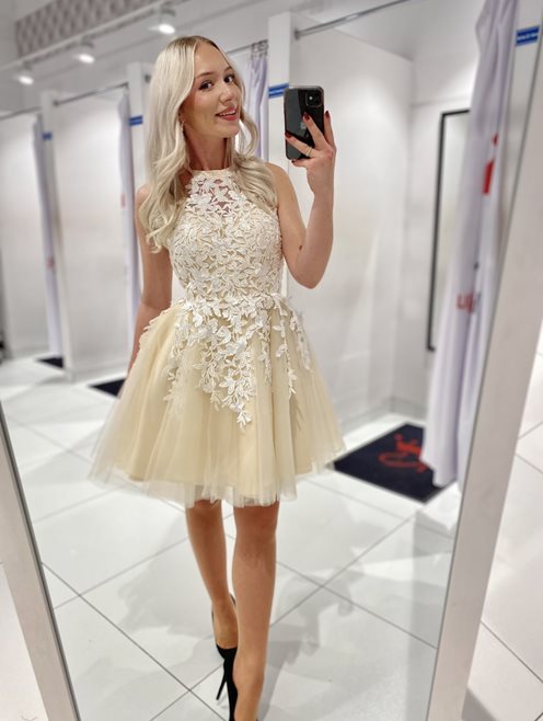 Sukienka princeska hafty wiązana na szyji cielista