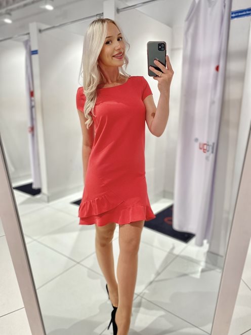 Sukienka trapezowa falbanki dół malina