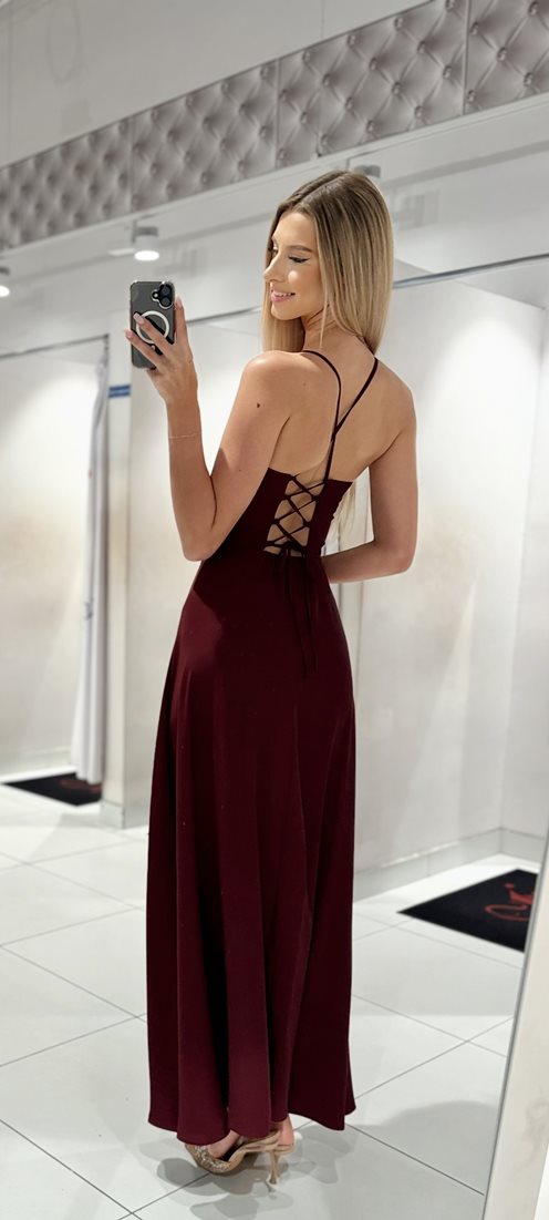 Sukienka długa na ramiączkach wiązana gładka bordo