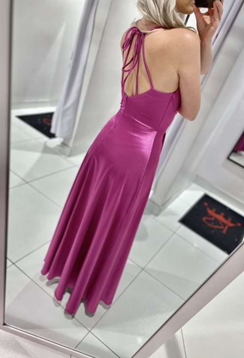 Sukienka długa satynowa wiązana mocny róż