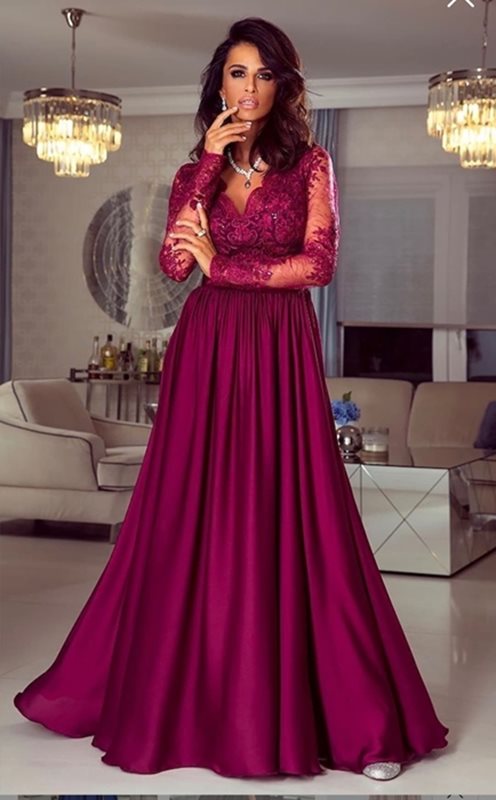 Długa sukienka z koronką fiolet