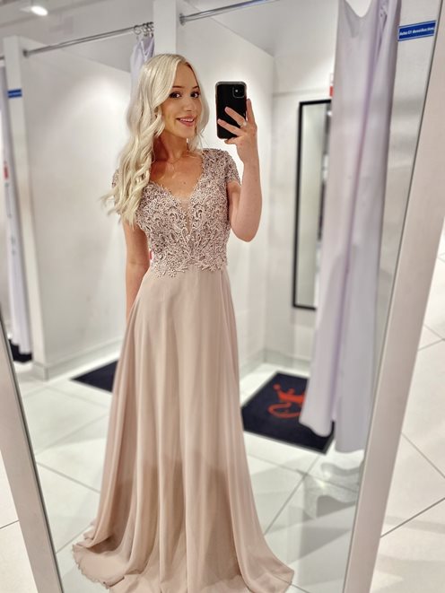 Sukienka długa z rękawkiem zdobienia cappucino