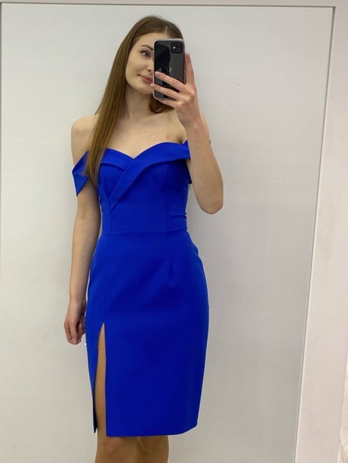 Sukienka na ramiączkach dopasowana krótka chaber