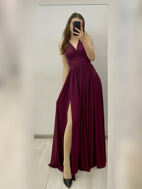 Długa sukienka odcinana  brokat śliwka