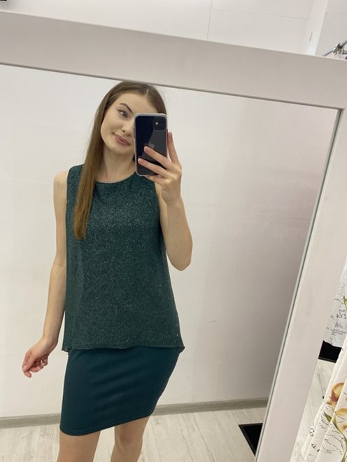 Krótka sukienka narzutka brokatowa zieleń