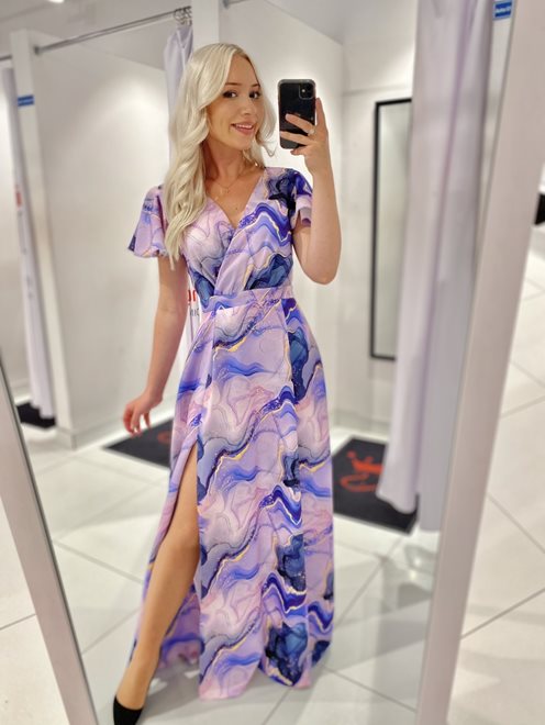 Sukienka długa z rękawkiem wzór galaxy fiolet