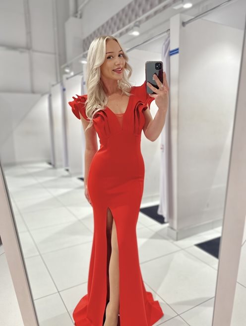 Sukienka długa rybka gładka falbany czerwona