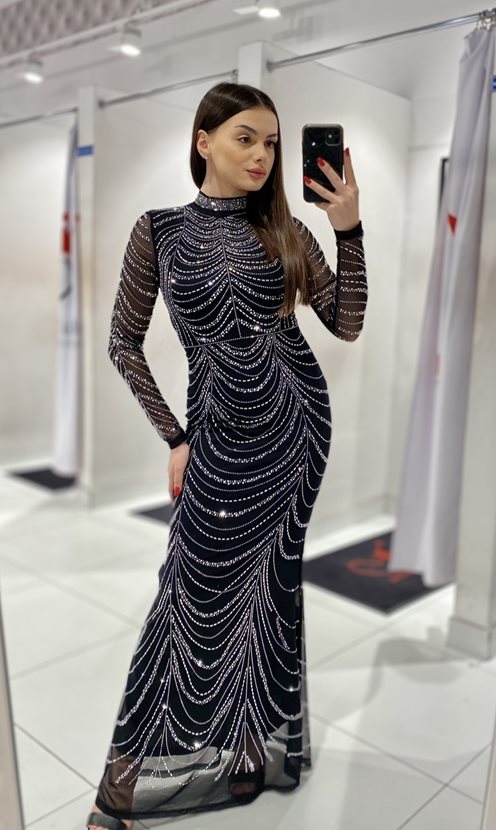 Sukienka długa prosta długi rękaw cyrkonie czerń