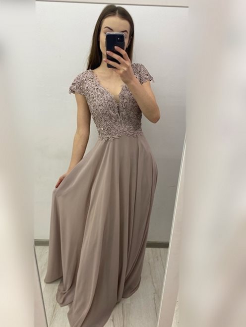 Sukienka długa z rękawkiem zdobienia cappucino