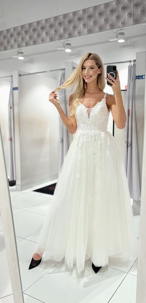 Sukienka długa tiul i koronki po całości biel