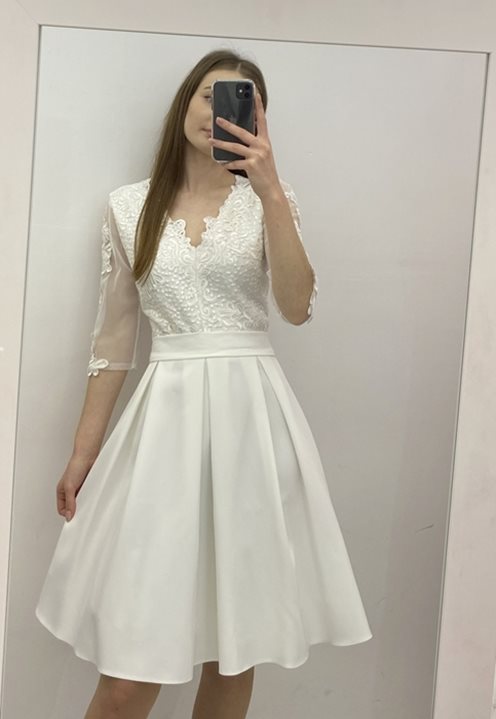 sukienka rękaw 3/4 górą koronka biała