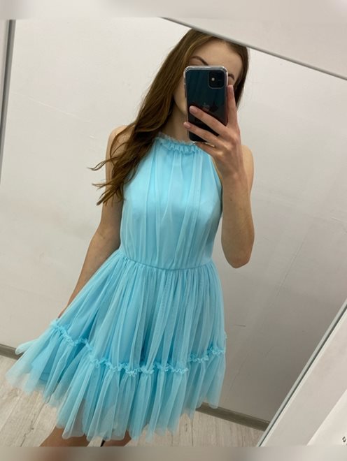 Sukienka krótka cała tiulowa błekit