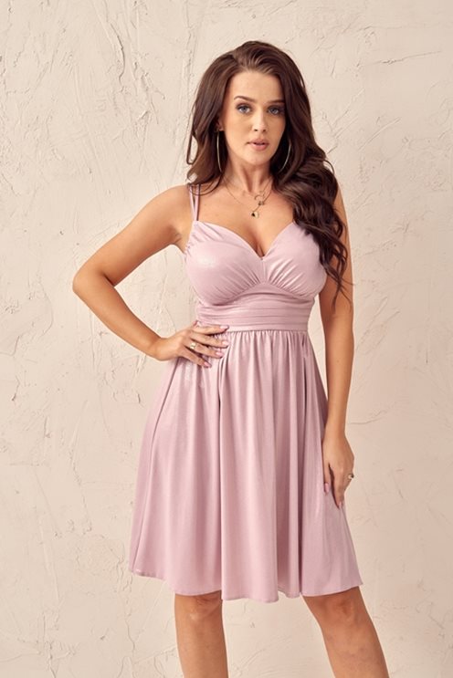 Sukienka krótka z odcięciem na ramiączkach róż