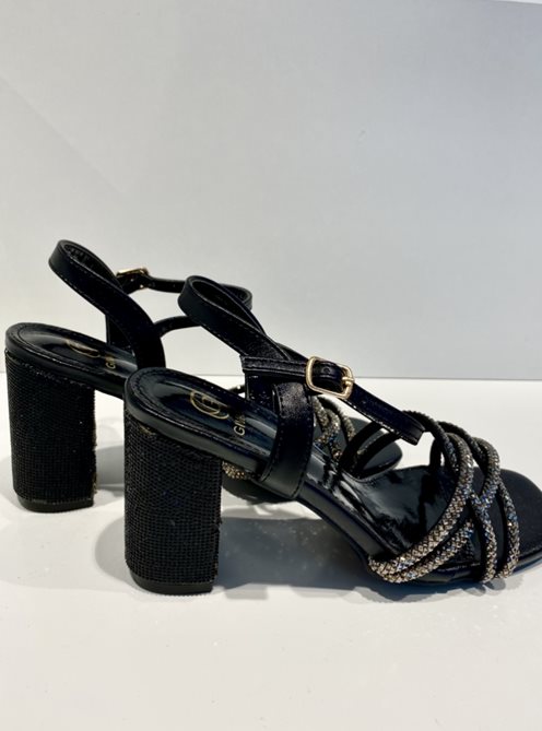 Sandałki na cyrkoniowym słupku czerń