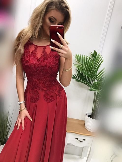 Długa sukienka kwiatowa koronka bordo