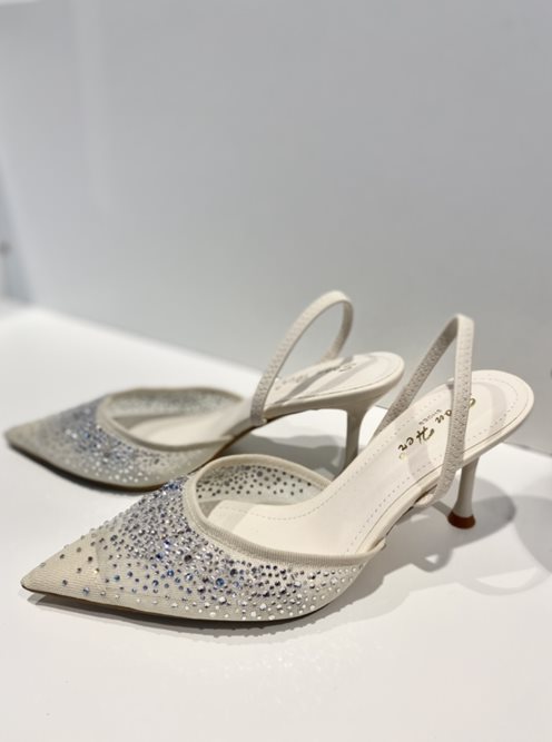 Czółenka do szpica cyrkonie krem