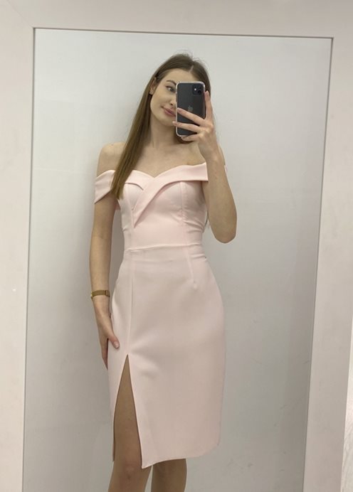 Sukienka na ramiączkach dopasowana krótka róż