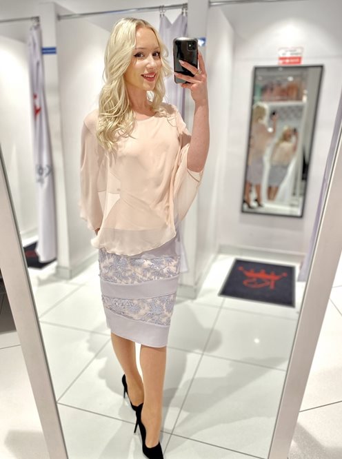 Sukienka maskująca z narzutką wzór beż/szary