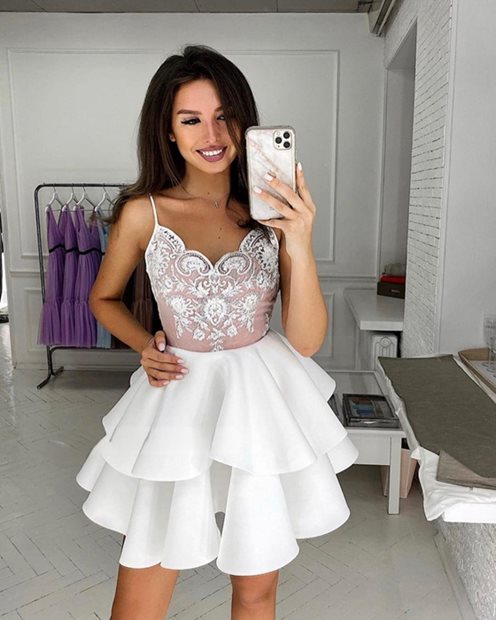 Sukienka na ramiączkach falbanki róż/biały