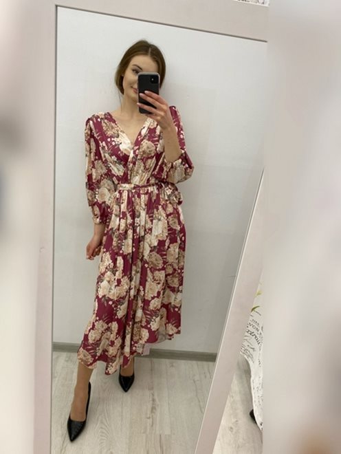 Sukienka midi z wiązaniem w talii burgund-złoto