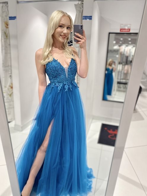 Sukienka długa na ramiączka pióra morska