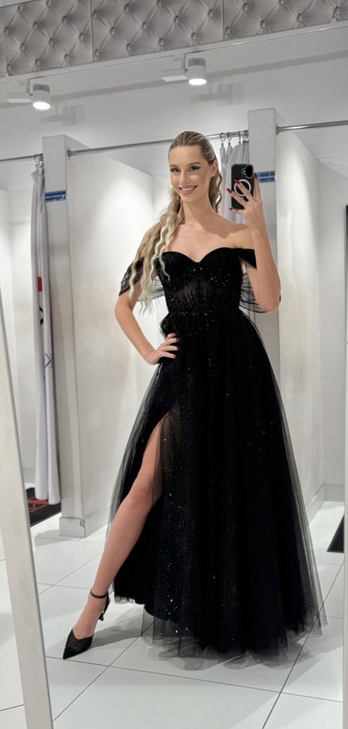 Sukienka długa tiulowa opadające rękawki czerń