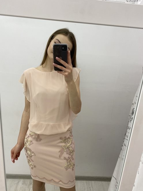 Sukienka falbanka spód cekin beż