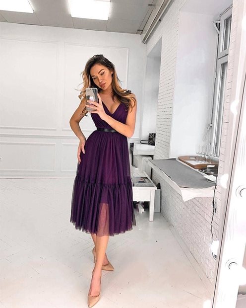 Sukienka midi tiulowa grube ramiączka fiolet