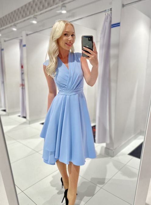 Sukienka midi zakładka błękit