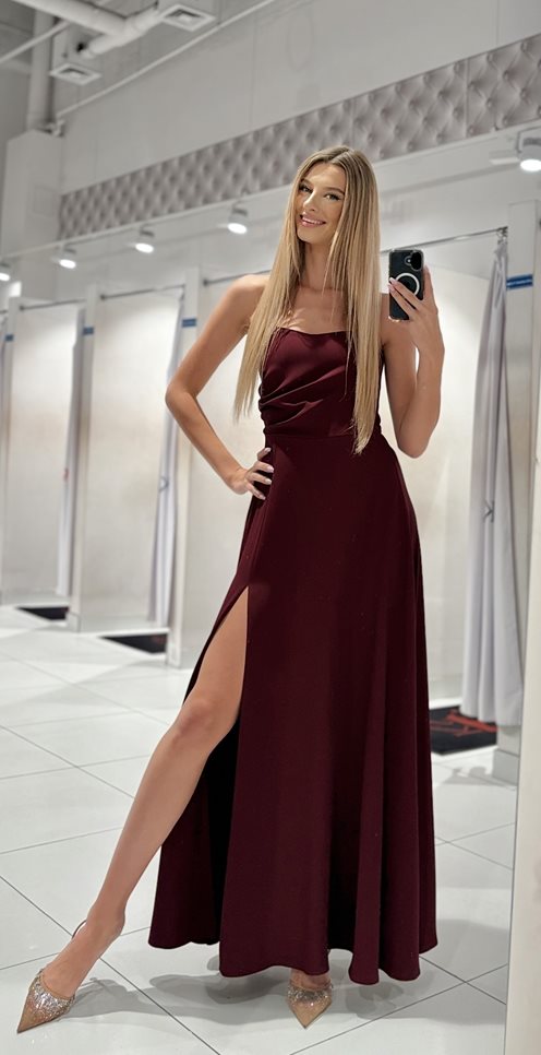 Sukienka długa na ramiączkach wiązana gładka bordo