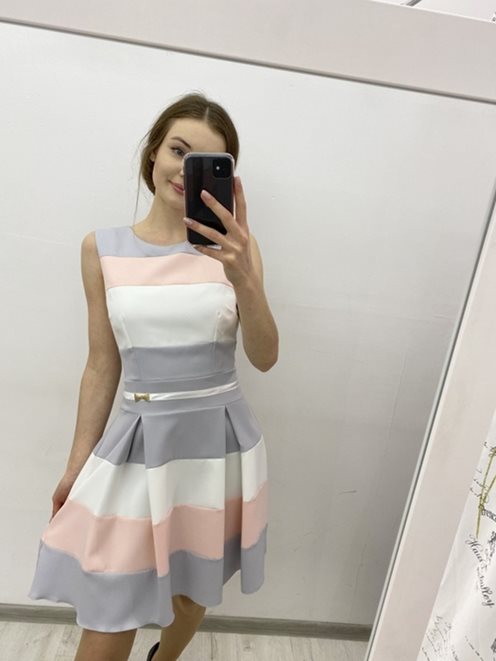 Sukienka kolorowe pasy