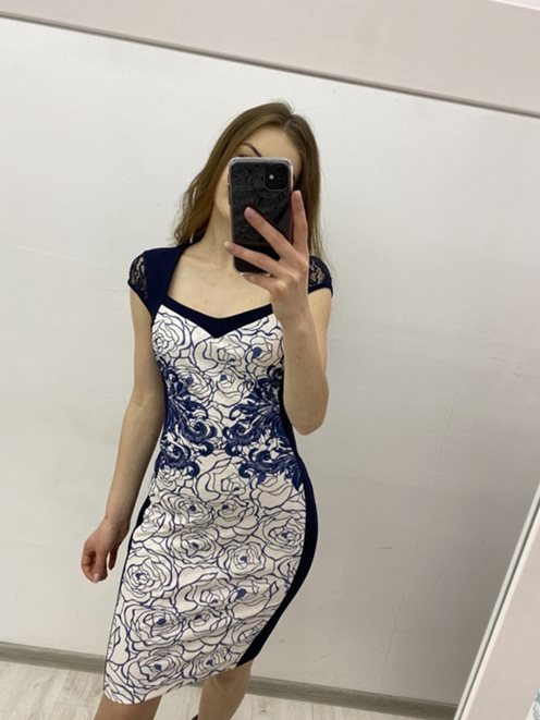 Sukienka koronkowe plecy róże biel/granat