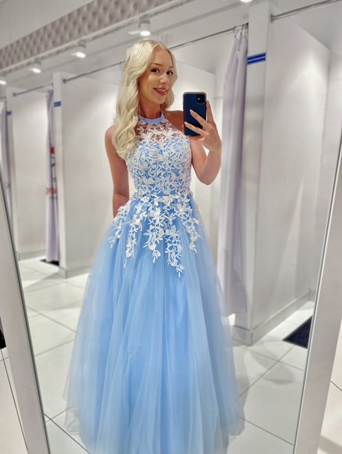 Długa sukienka princeska hafty wiązanie biel/błęki