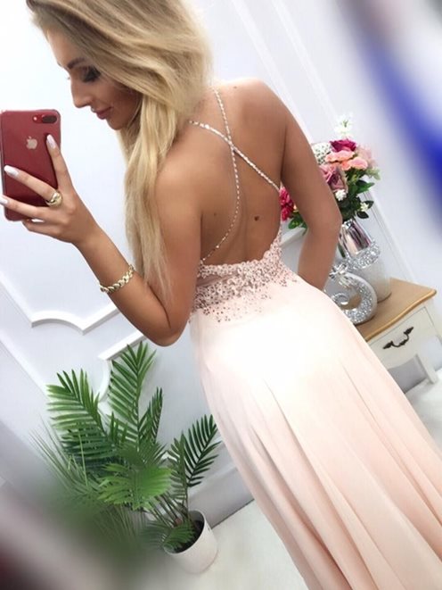 Długa sukienka na ramiączkach róż