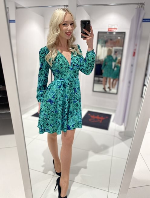 sukienka krótka w kwiaty długi rękaw zieleń