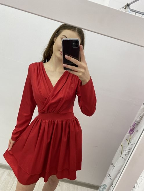 Krótka sukienka gładka błyszcząca rękawek czerwona