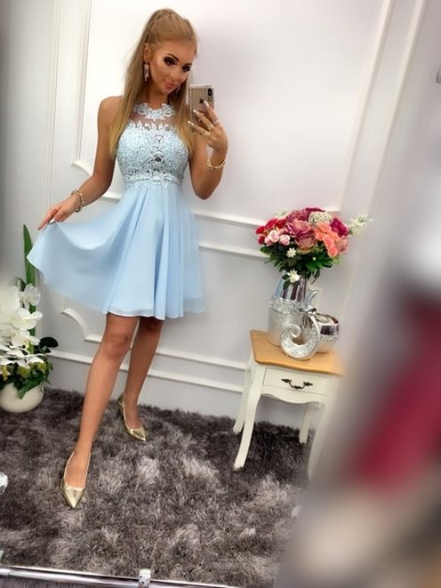 Krótka sukienka zabudowany przód błękit