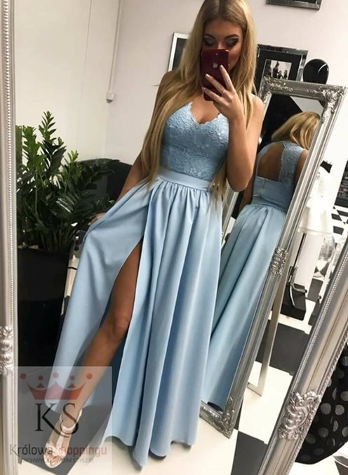 Długa sukienka otwarte plecy błękit