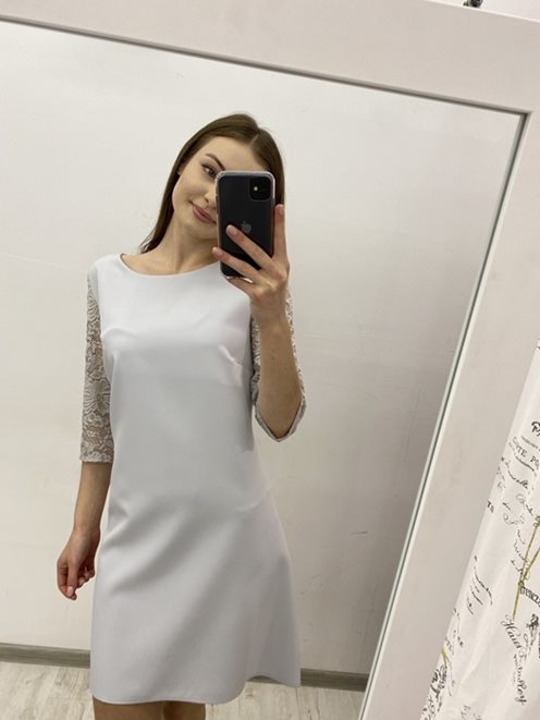 Prosta sukienka koronkowy rękaw szary