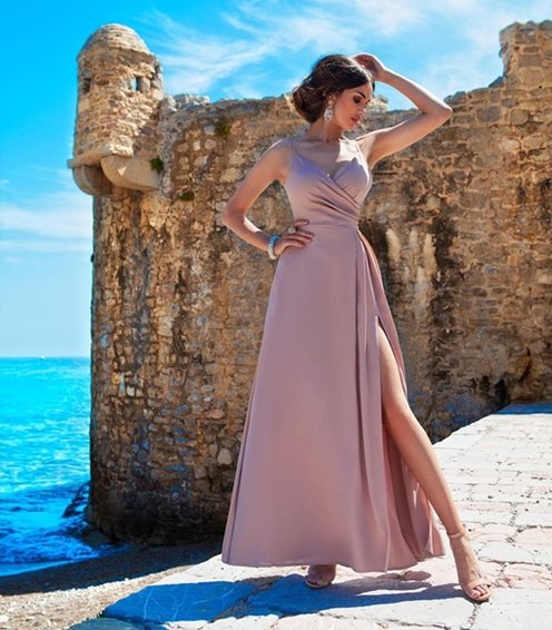 Sukienka długa dekolt fala róż