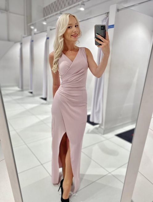 Długa sukienka dopasowana grube ramiączka b. róż