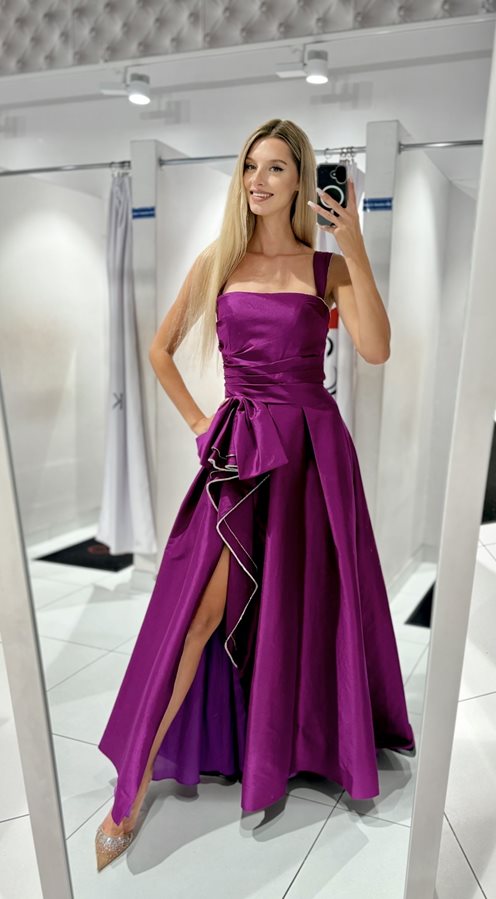 Sukienka długa opadające ramiona kokarda fiolet