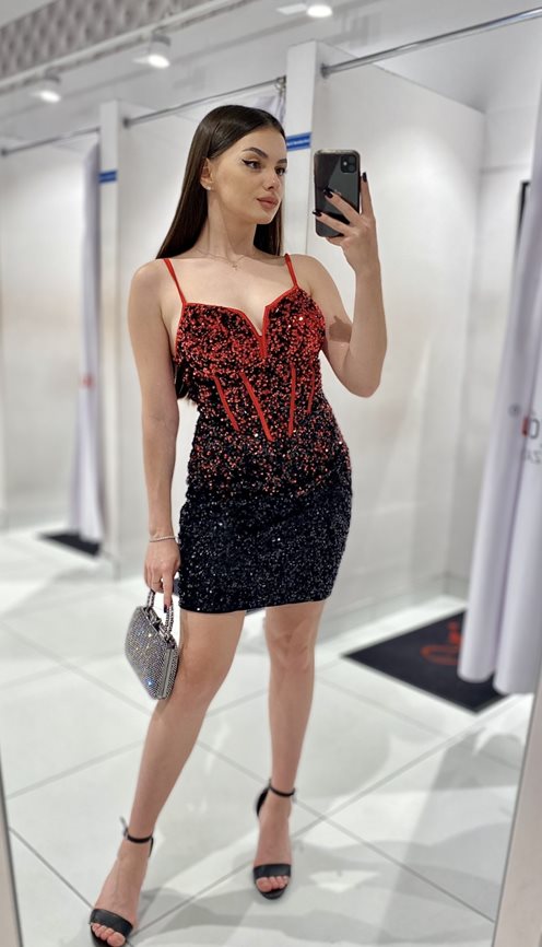 Sukienka krótka cekinowa gorset czerwień/czerń