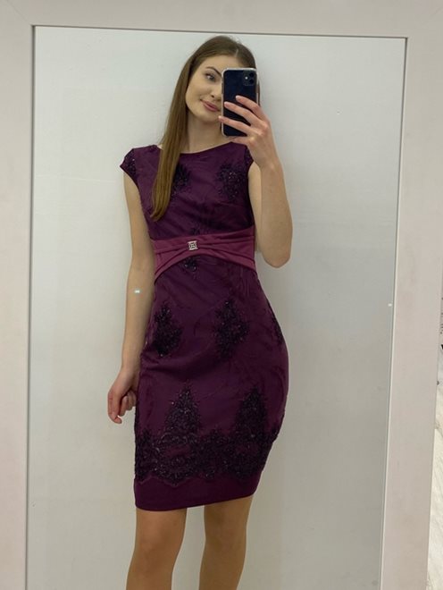 Sukienka czarna koronka góra-dół bordo