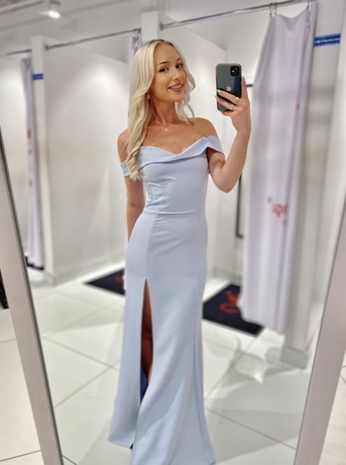 Długa sukienka na ramiączkach dopasowana szary