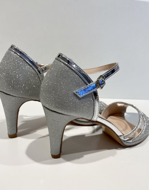 Szpilki brokatowe cyrkonie przód srebro