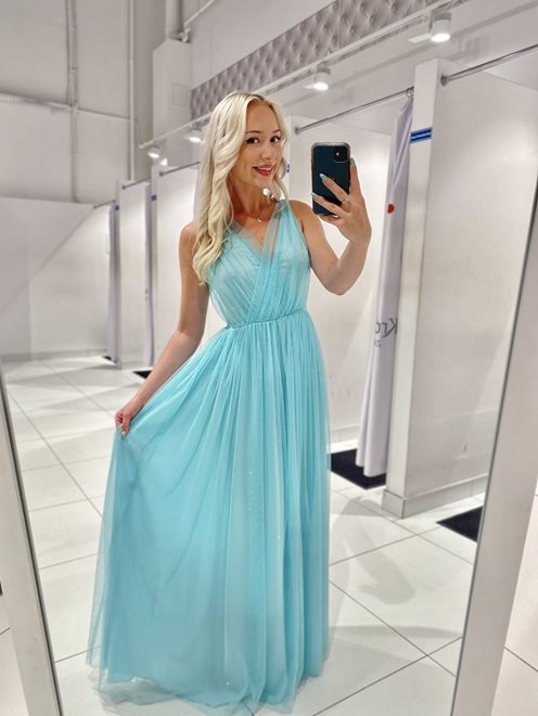 Sukienka długa tiulowa błyszcząca ramiączka błękit