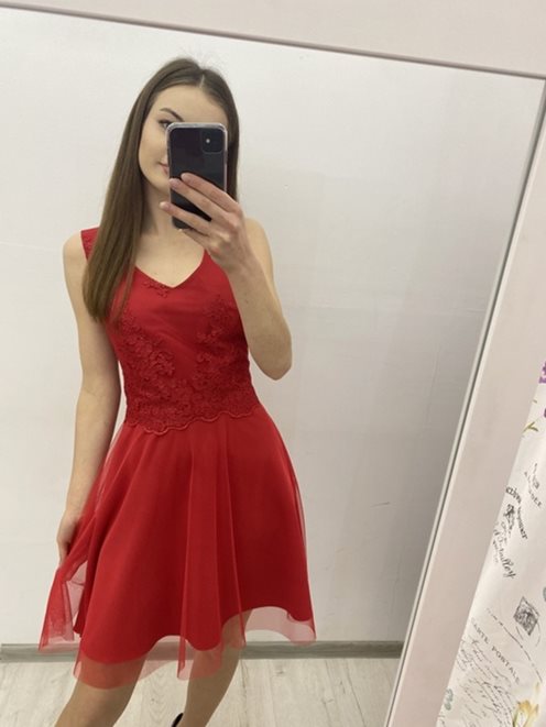 Sukienka koronka dół tiulowy czerwony